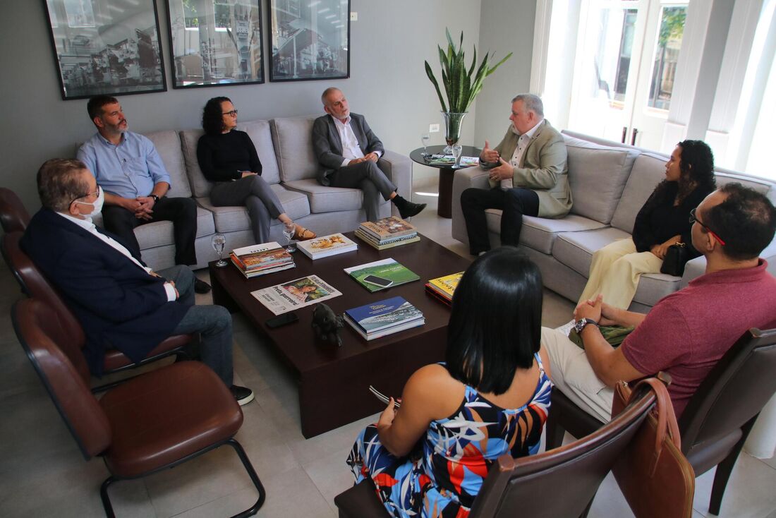 Visita à Folha de Pernambuco aconteceu nesta segunda-feira (21)