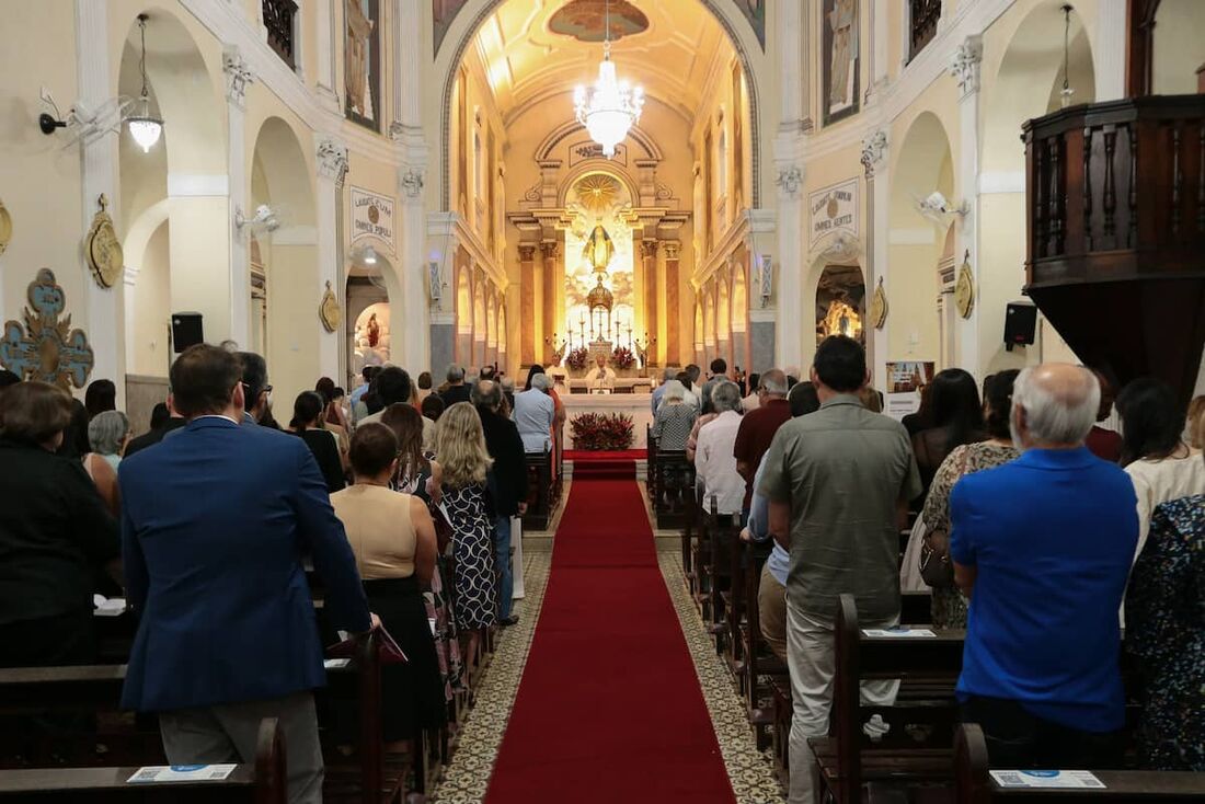 Hospital Jayme da Fonte celebra 70 anos com missa solene na Igreja das Graças