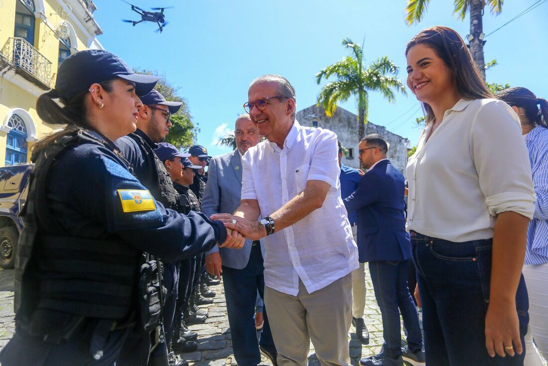 Dueire reforça segurança municipal de Olinda