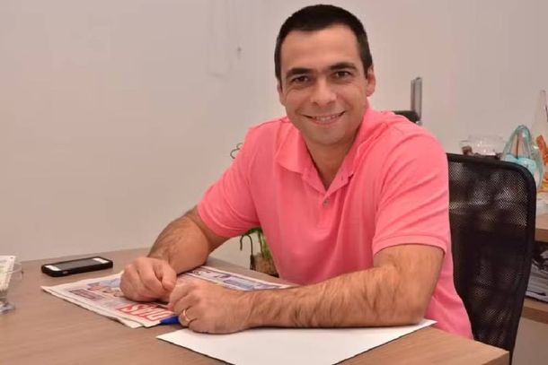 Thomas Storino Britis faleceu ao se chocar com outra pessoa em salto de paraquedas 