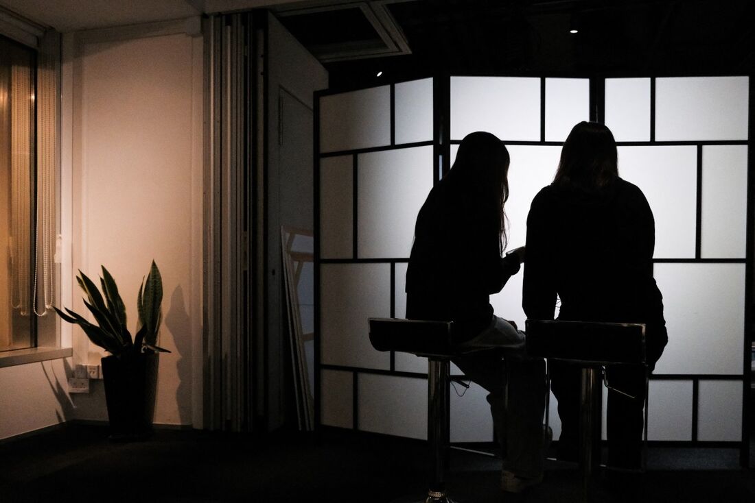 Vítimas de pornografia criada por IA veem Hong Kong despreparada para ameaça