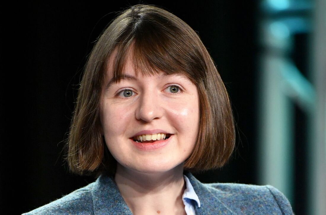 Escritora irlandesa Sally Rooney anuncia que doará parte de seus direitos autorais à Palestina