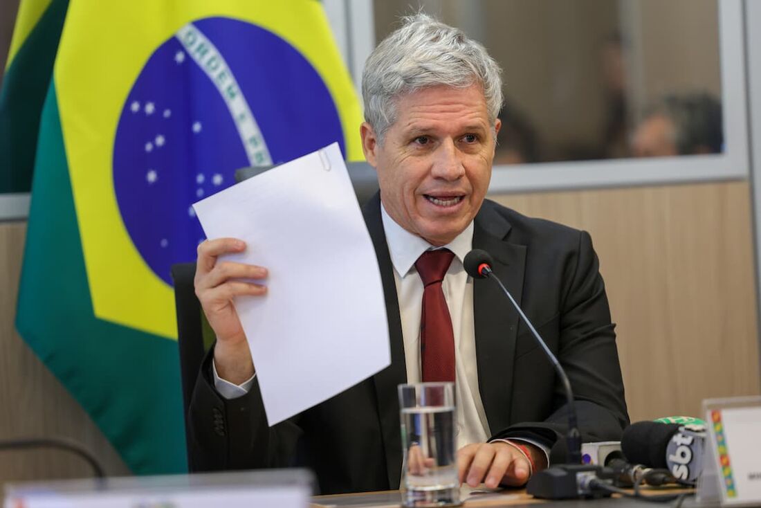 O ministro do Desenvolvimento Agrário e Agricultura Familiar, Paulo Teixeira.