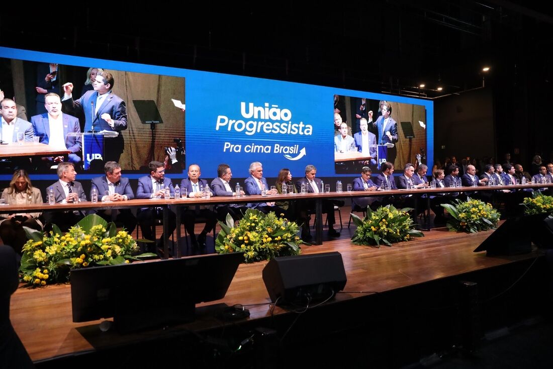 União Brasil é Progressistas oficializam Federação União Progressista, em Brasília