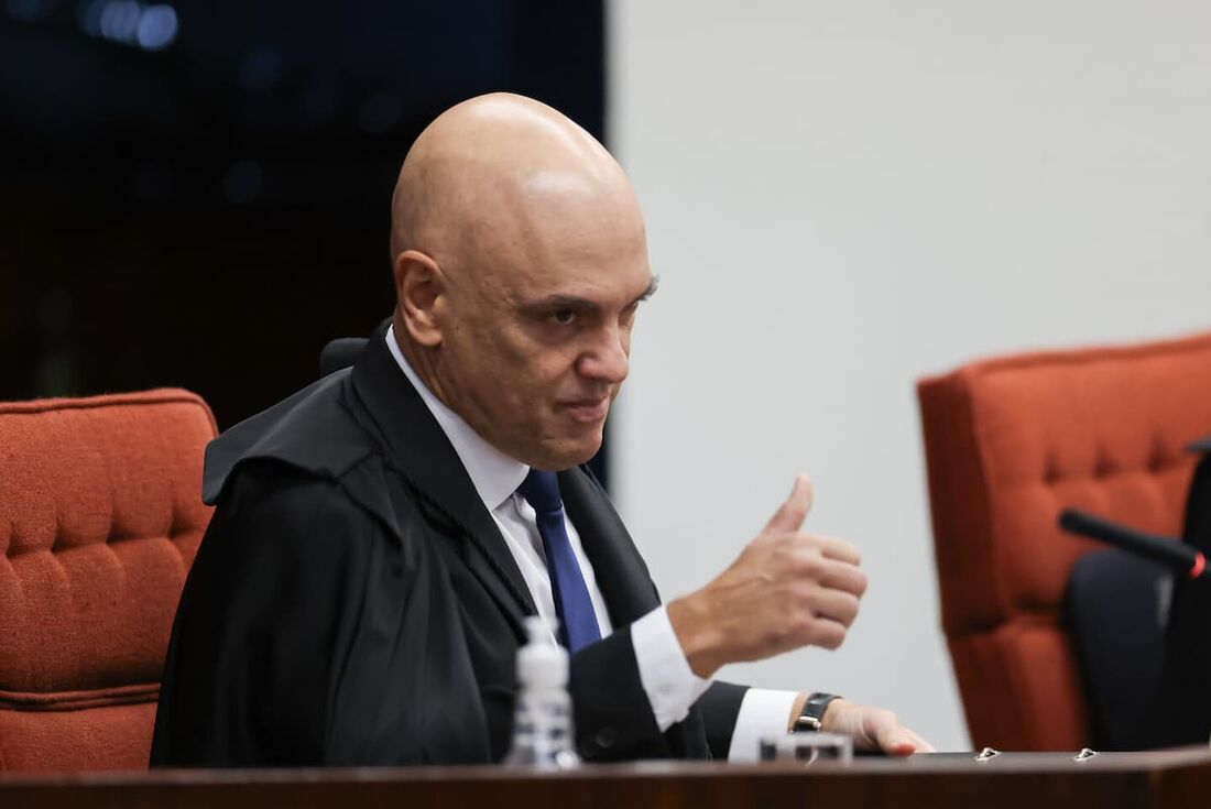 Ministros do governo Lula receberam orientação de defender o ministro Alexandre de Moraes