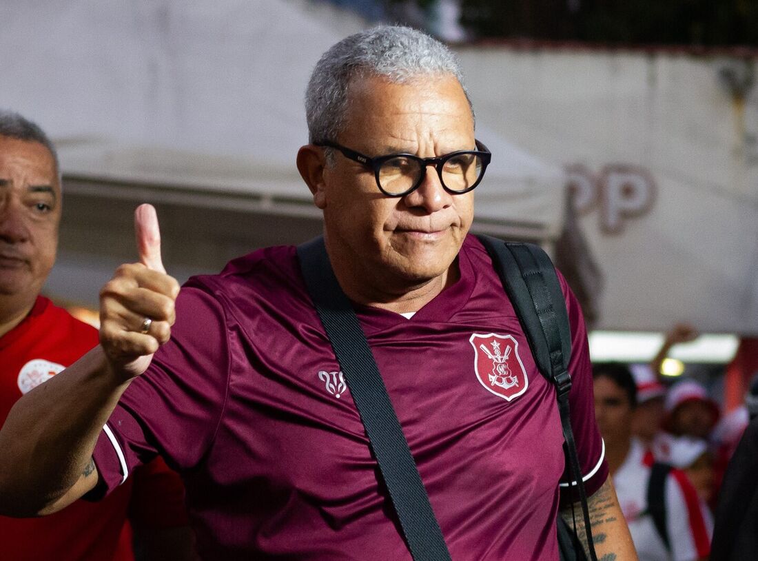 Hélio dos Anjos, treinador do Náutico