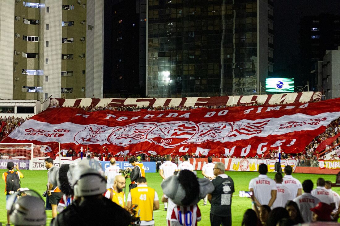 Náutico conta com a força da torcida nos Aflitos para alcançar uma das quatro vagas da Série B
