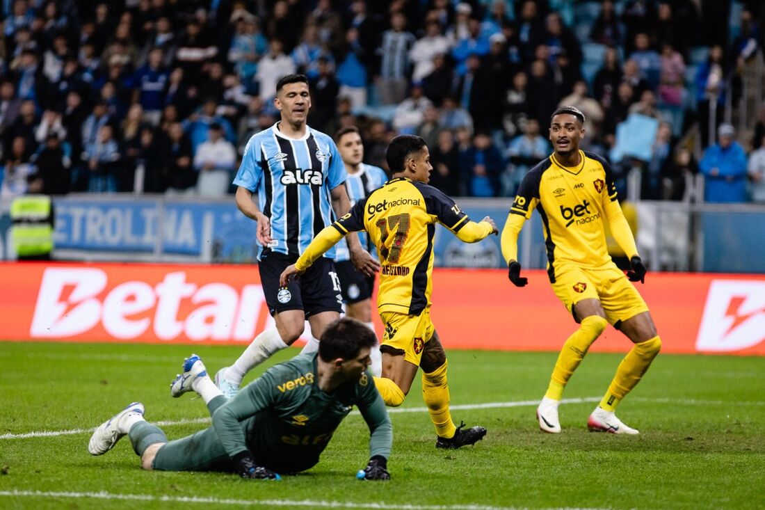Matheusinho marcou gol da vitória do Sport