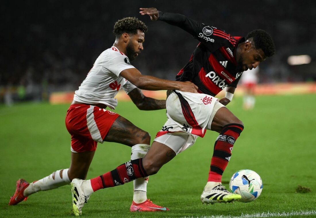 Flamengo e Internacional pela partida de volta da Libertadores