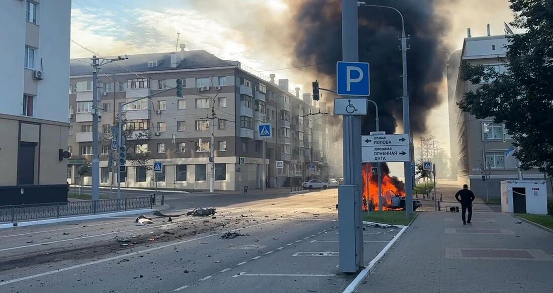 Ucrânia lança ataque com drones em duas regiões da Rússia