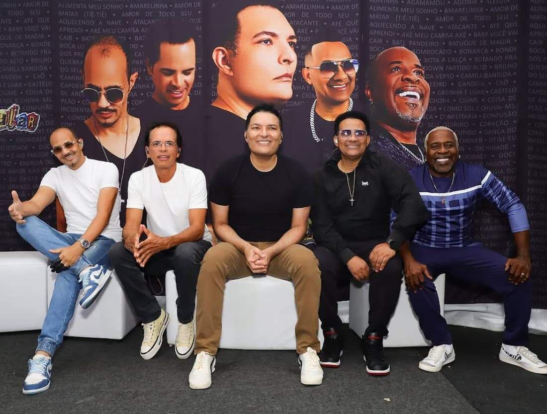 Grupo de pagode Art Popular faz show no Recife