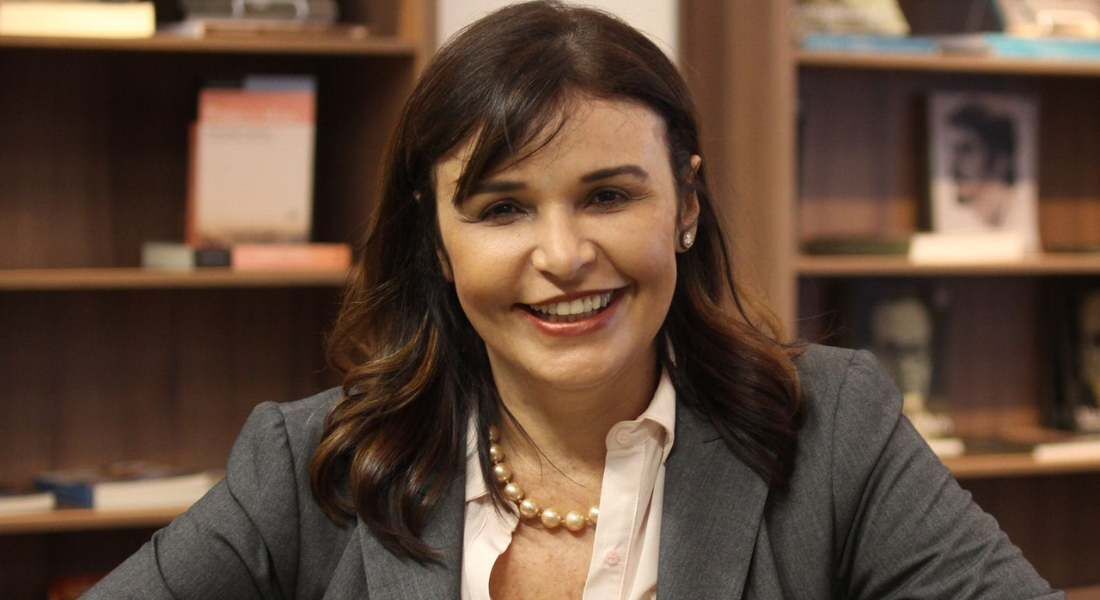 Paraibana, a escritora Andrea Nunes vive e trabalha em Pernambuco há mais de 20 anos