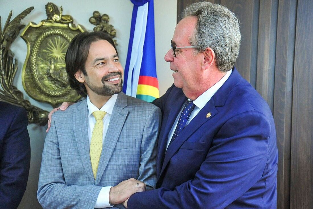 Deputados Diogo Moraes (PSDB) e Álvaro Porto, presidente da Assembleia Legislativa e do PSDB em Pernambuco
