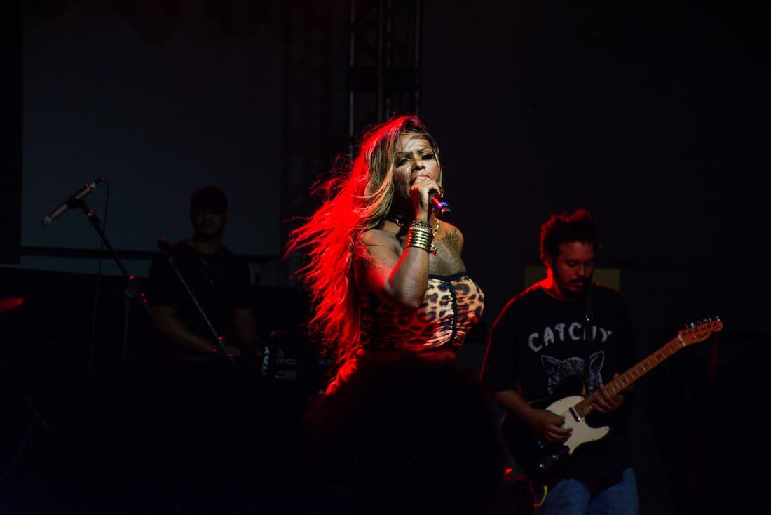 Cantora Diva Menner é uma das atrações confirmadas no lineup do festival