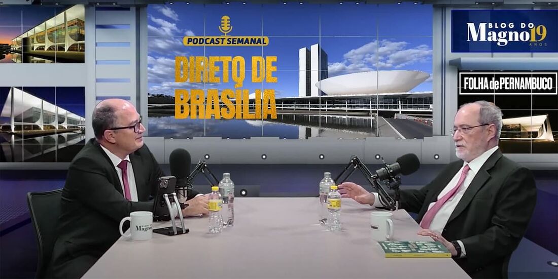 Everardo Maciel (D) afirmou que,este ano, mais de 1.200 milionários brasileiros transferiram o domicílio fiscal para o exterior