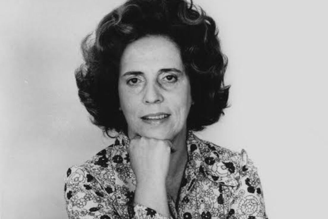 Certidão de óbito de Zuzu Angel, vítima da ditadura, é retificada pelo governo federal