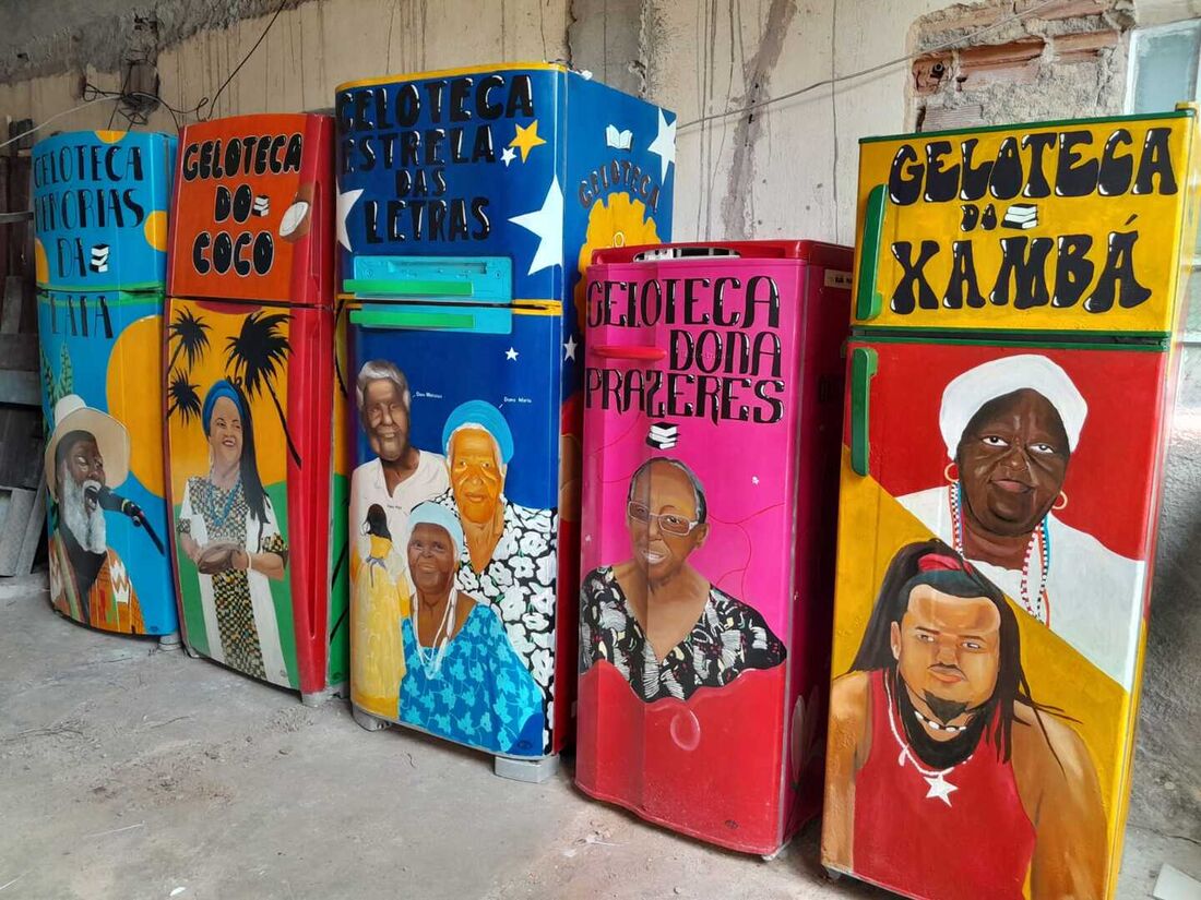 Geloteca  Pincelando com as Palavras e Representatividade Cultural mistura arte e literatura em ação 