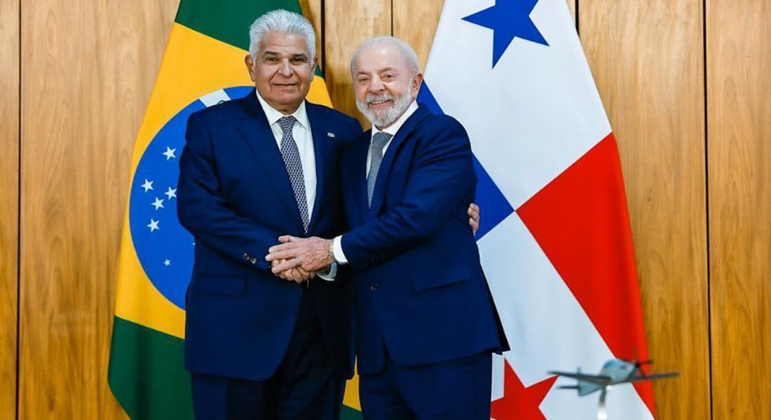 O presidente do Panamá, José Raúl Mulino, e o presidente do Brasil, Lula