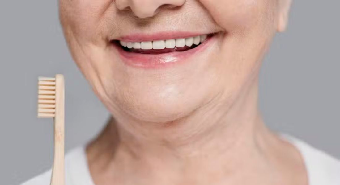 Consultas regulares ao dentista previnem inúmeras doenças