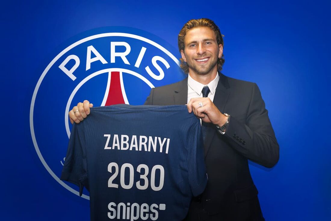 Illia Zabarny é contratado pelo PSG
