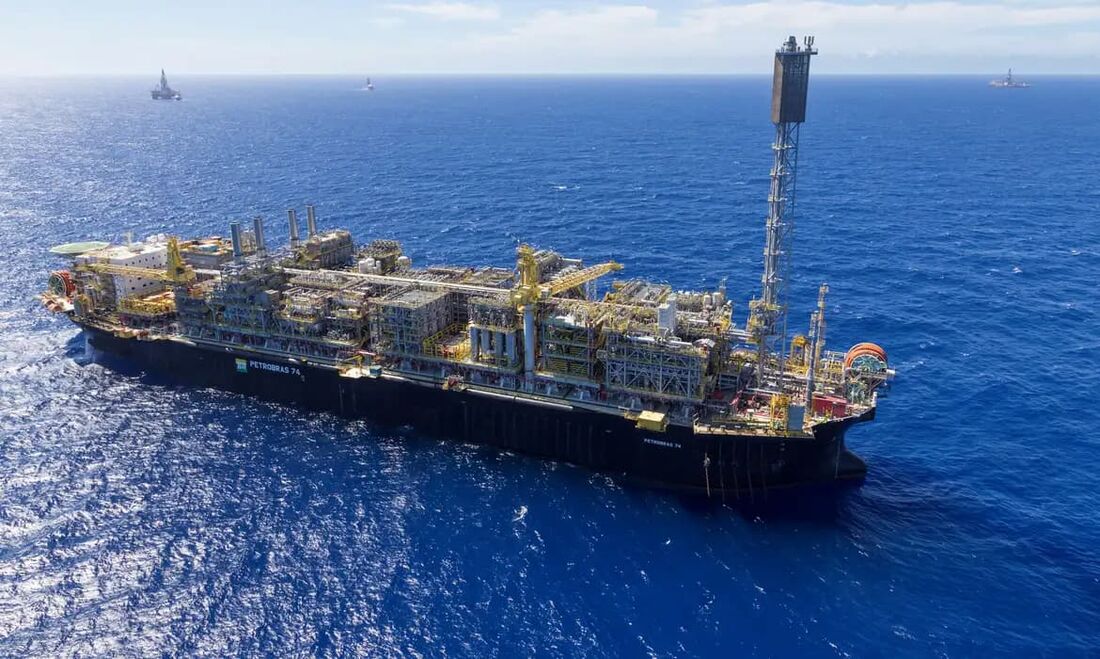 As jazidas são operadas pela Petrobras