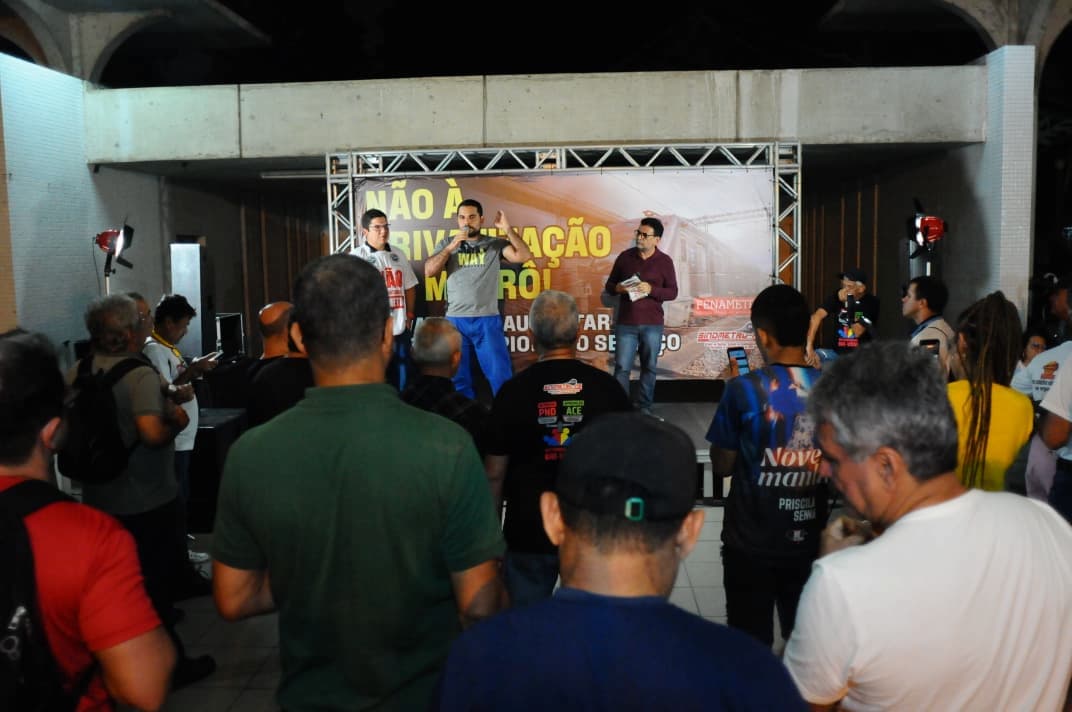 Metroviários realizaram uma Assembleia Geral Extraordinária, nesta quinta (21)