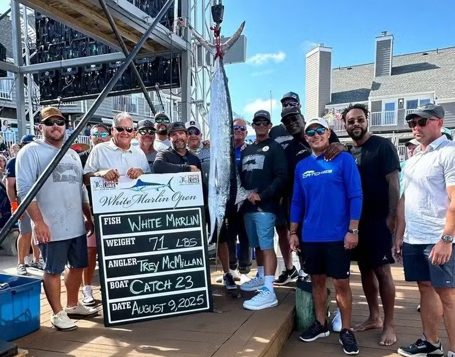 Michael Jordan captura peixe de 80 kg e conquista R$ 1,9 milhão em torneio nos EUA 