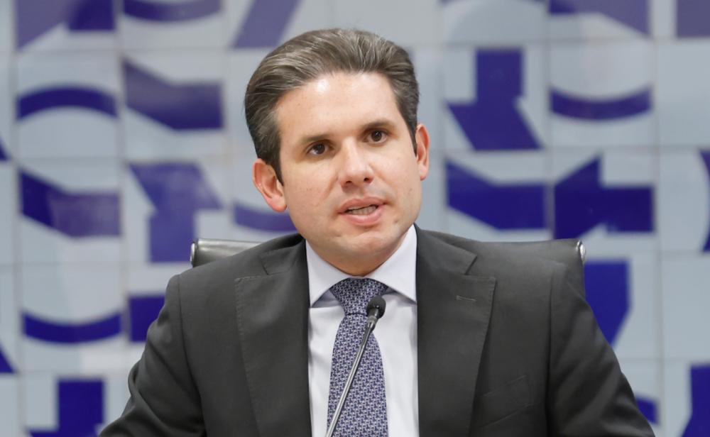 Presidente da Câmara dos Deputados, Hugo Motta, inclui duas PECs na pauta de votações