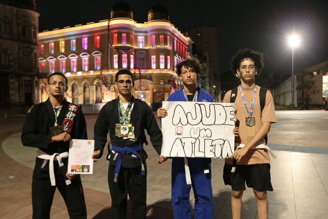 Atletas pedem ajuda para participar de competição em São Paulo