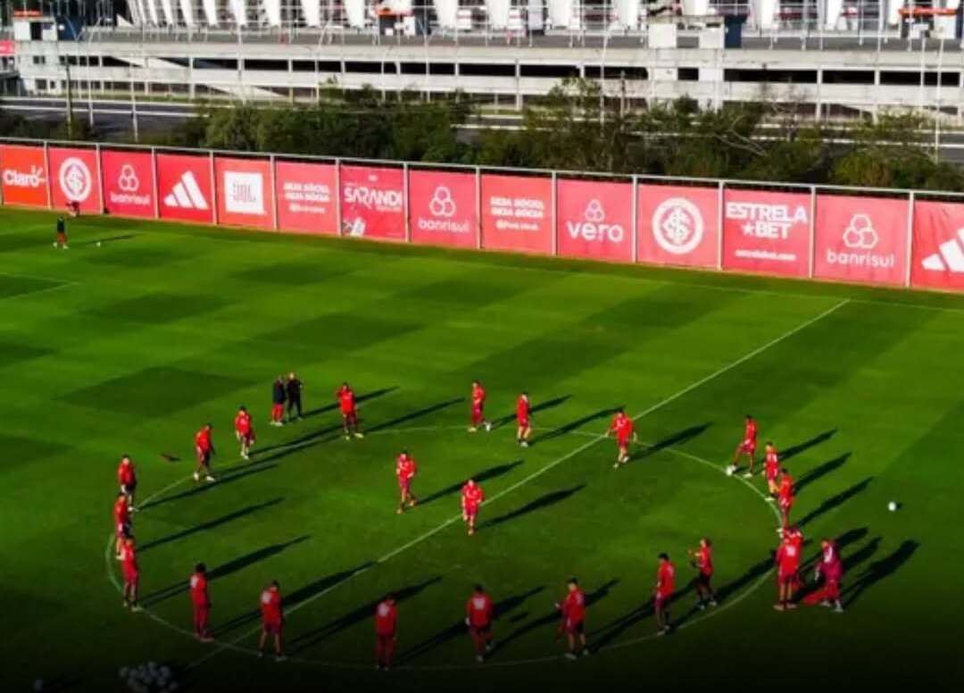 Protesto ocorreu contra o mal momento do time no campeonato