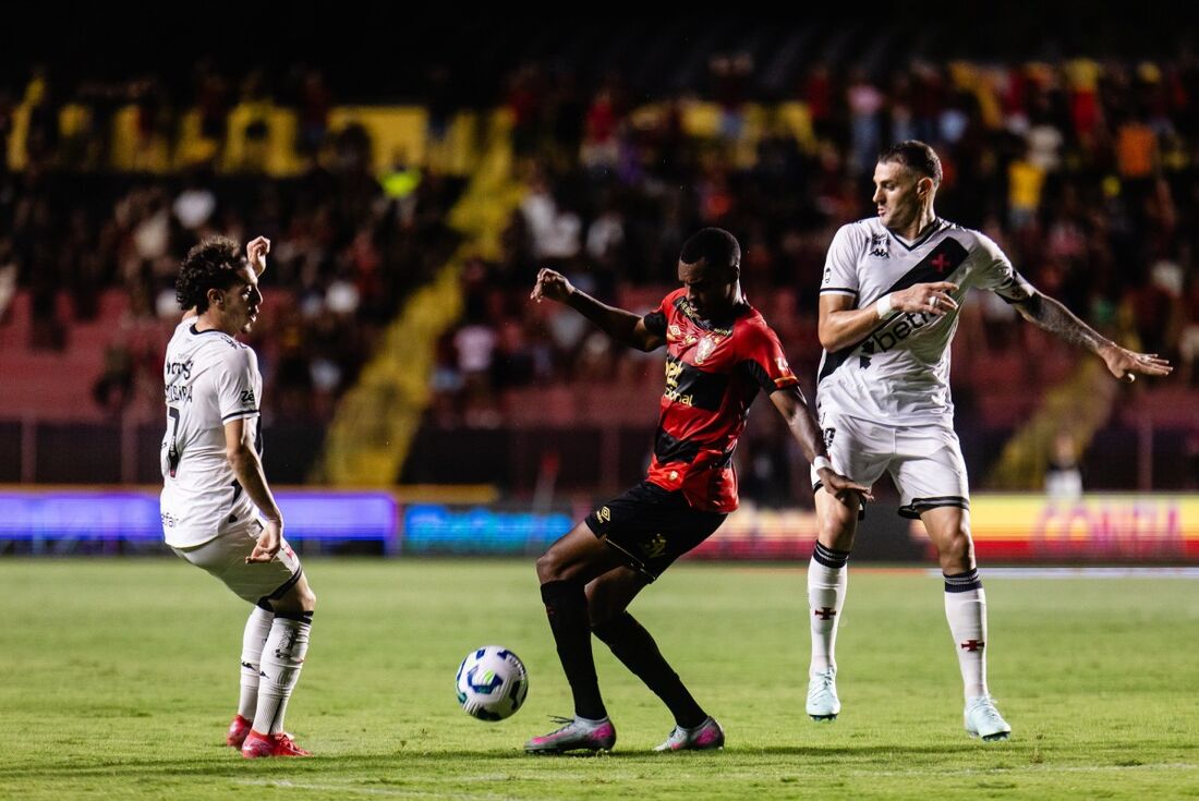 Lance de Sport x Vasco