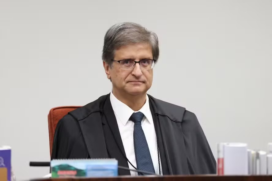 Procurador-Geral da República Paulo Gonet durante o segundo dia de julgamento no STF 