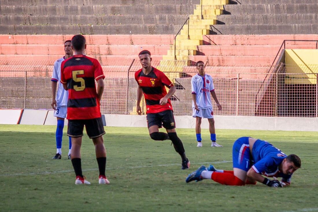 Arthur Maron, atacante sub-20 do Sport