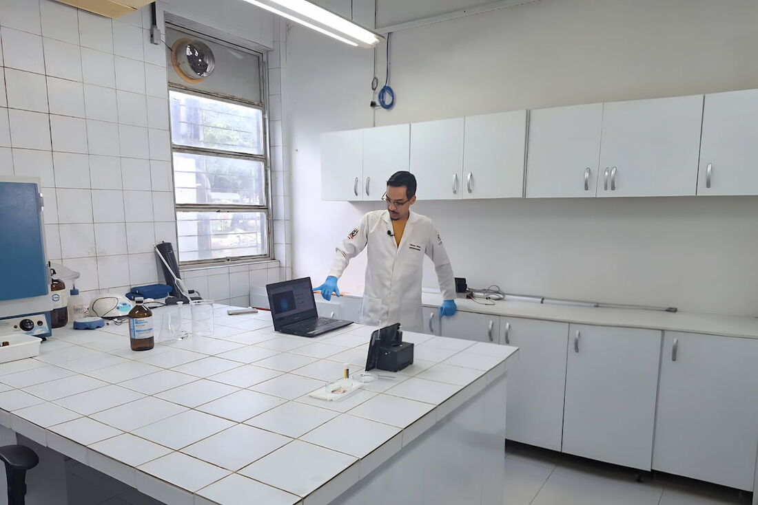 Professor e aluno de mestrado da UFPE criam método forense para identificar sangue em vídeos 