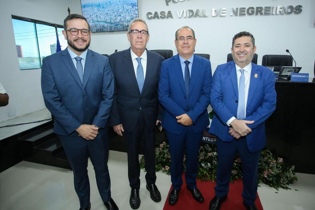 Álvaro e Gabriel Porto recebem título de cidadão de Jaboatão dos Guararapes