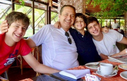 O ex-governador Eduardo Campos com os filhos Pedro Campos, José Campos e João Campos