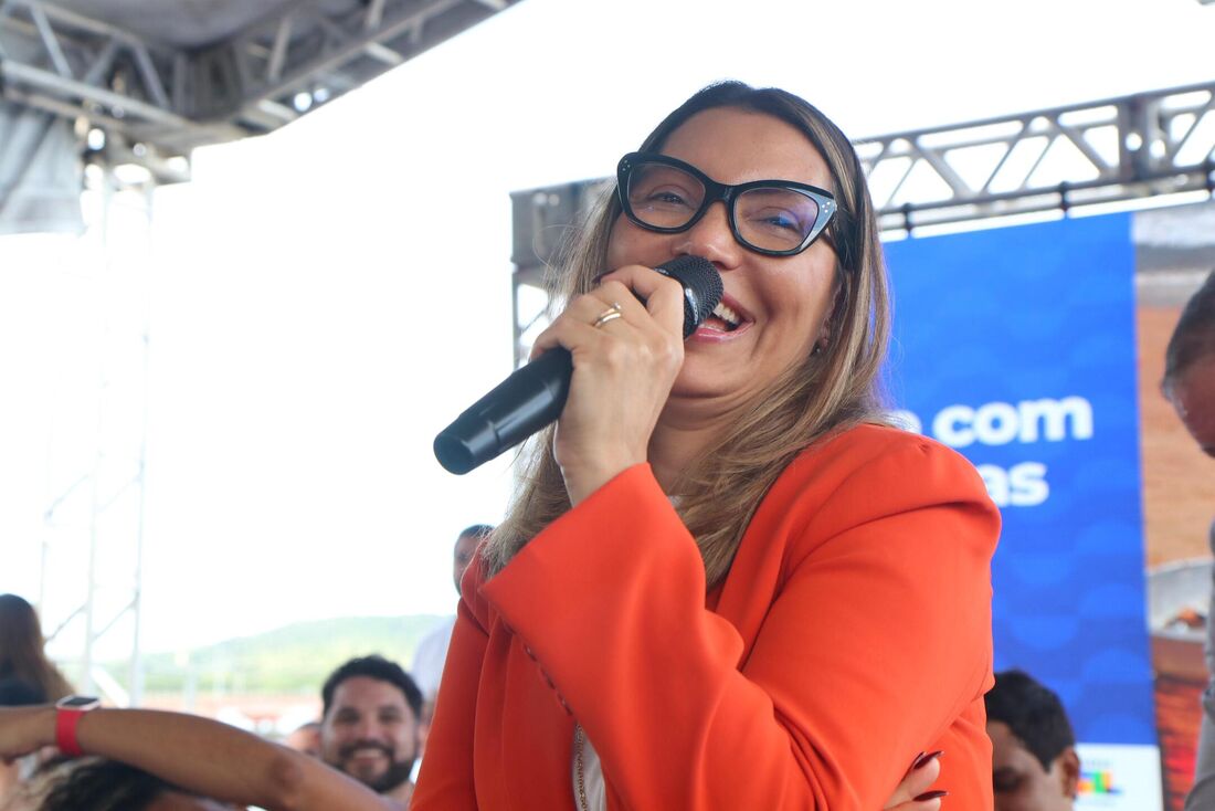 Os memes foram postados nos stories do Instagram da primeira-dama