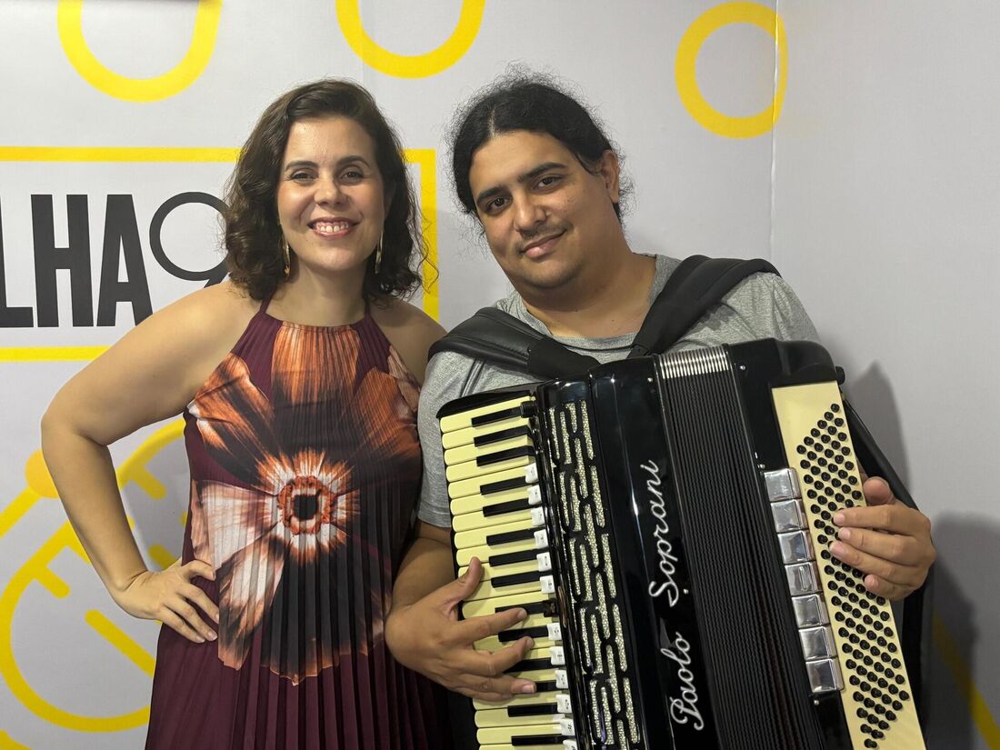 Cantora Sofia França e o Sanfoneiro Fernando Vinil