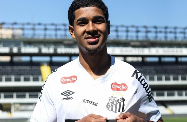 João Ananias, do Santos