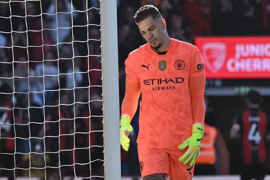 Ederson chegou ao Manchester City em 2017 