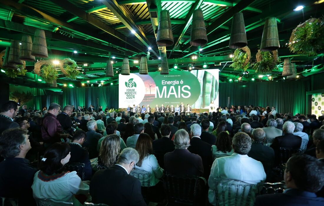 Evento reúne empresários, executivos, representantes do setor produtivo, políticos e acadêmicos