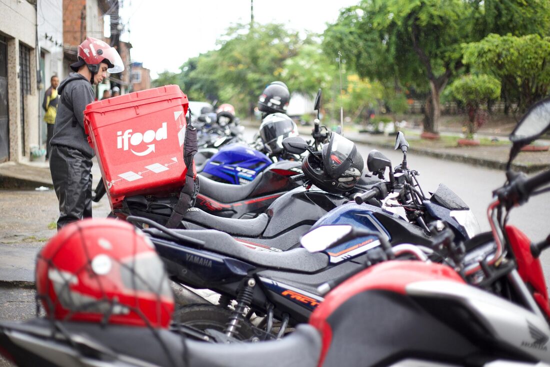 Motociclistas se concentram para ato no Recife