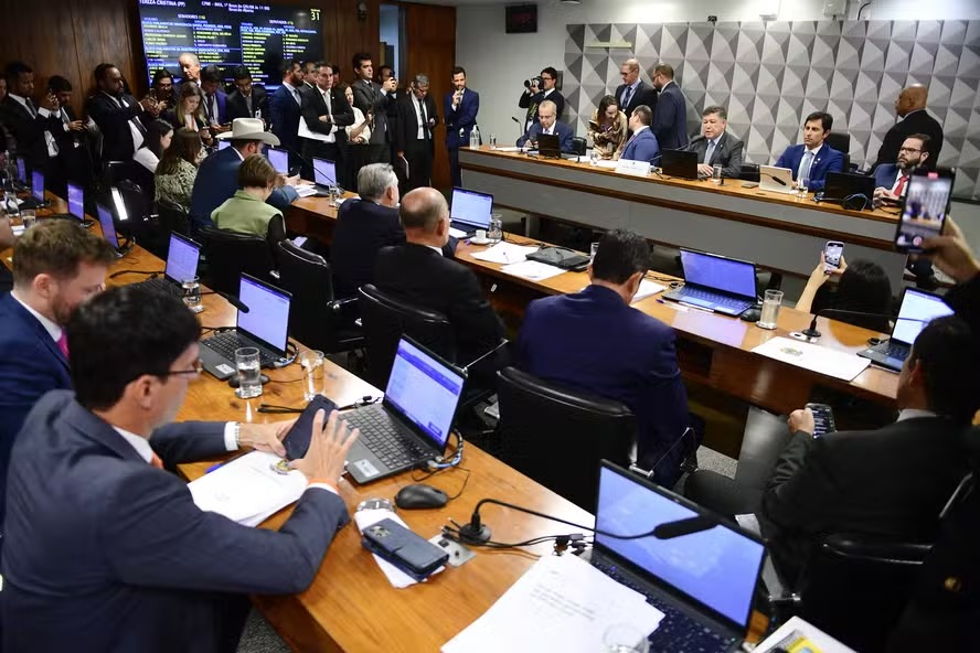 Instalação da CPI do INSS,