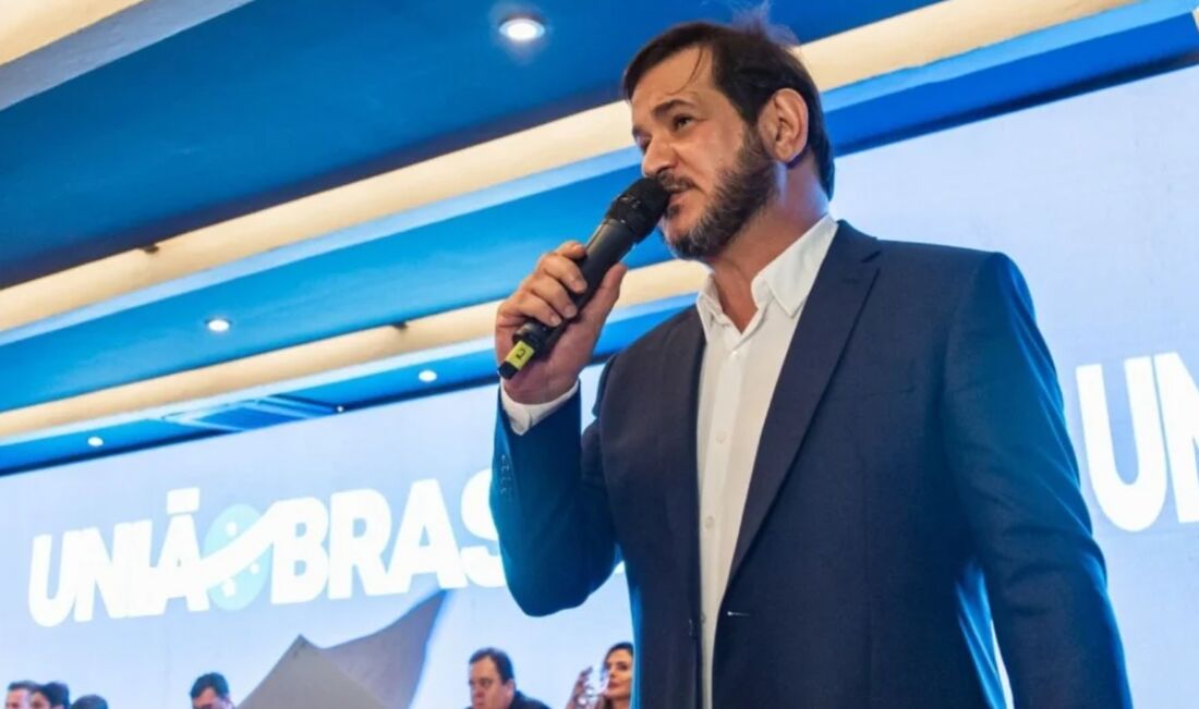 A reação ocorreu após reunião ministerial em que Lula cobrou lealdade de ministros filiados ao União Brasil e ao PP, que formaram recentemente a federação União Progressista