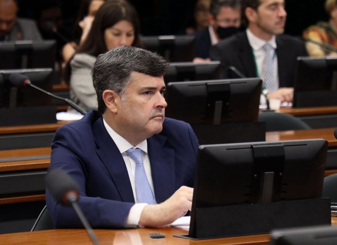 Comissão de Saúde aprova audiência pública a pedido de Eduardo da Fonte e irá discutir inclusão da cirurgia PIPAC no SUS