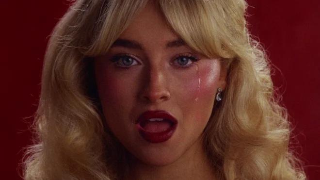 Sabrina Carpenter lança o álbum "Man's Best Friend"