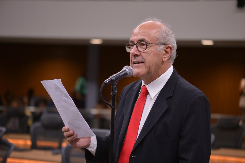 Deputado estadual Mauro Rubem