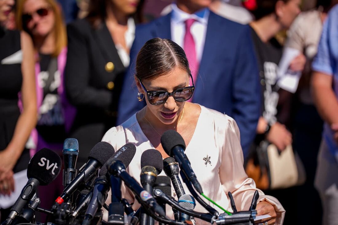 Brasileira Marina Lacerda disse ter sido vítima de Jeffrey Epstein