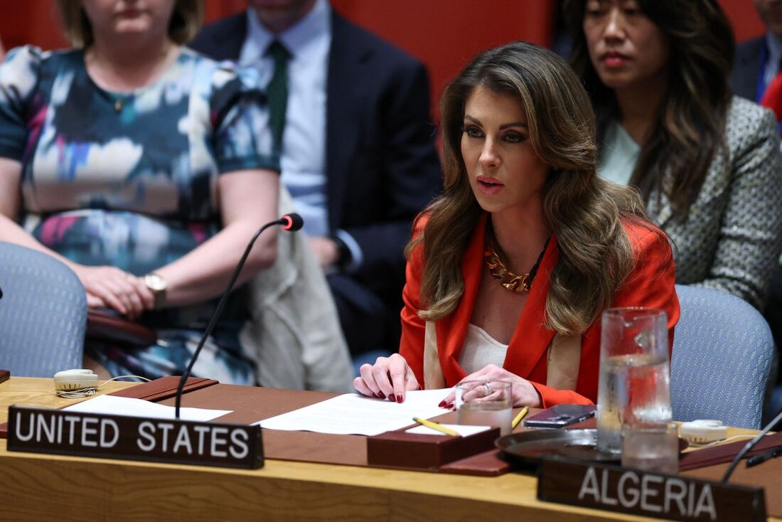 A enviada adjunta dos EUA para o Oriente Médio, Morgan Ortagus