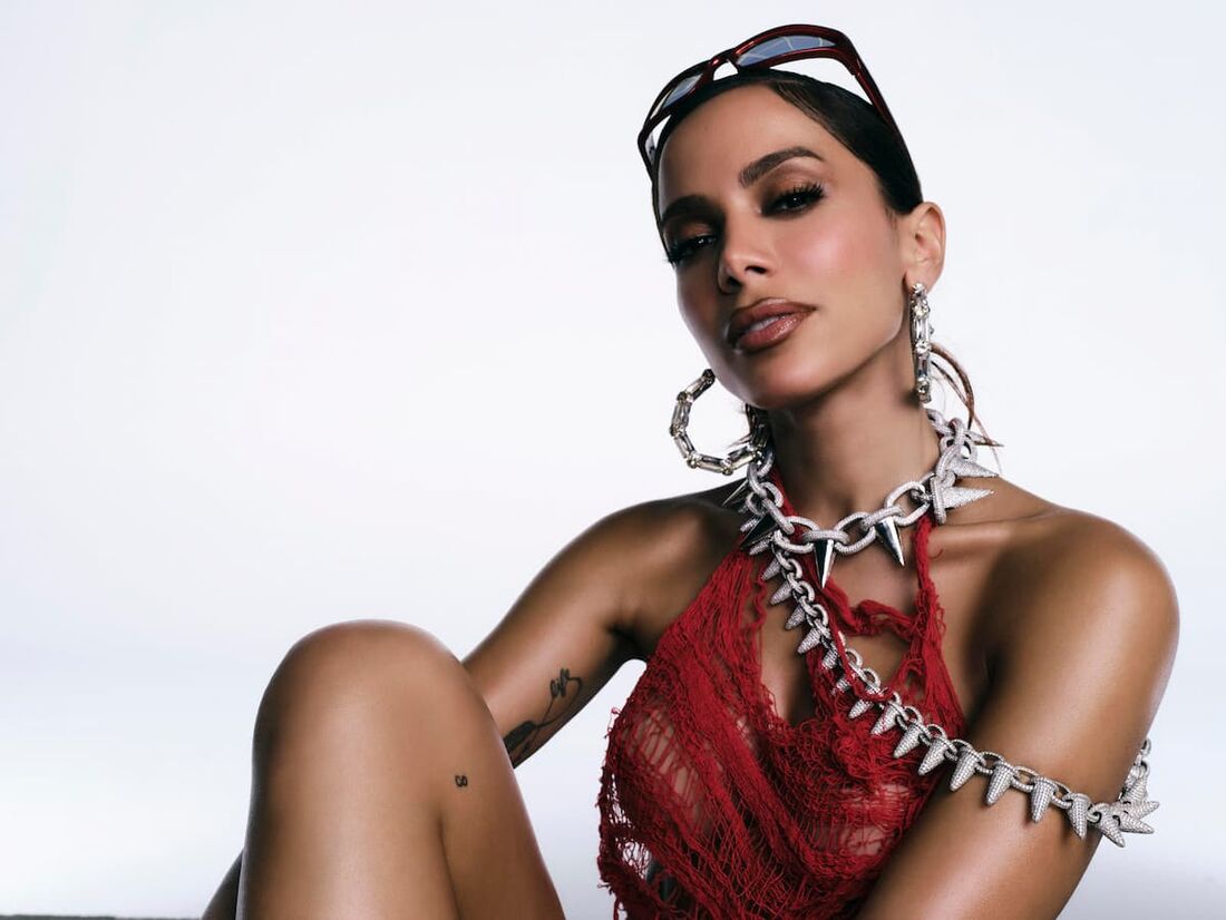 Anitta anunciou parceria com o Mercado Pago para os seus ensaios de Carnaval 